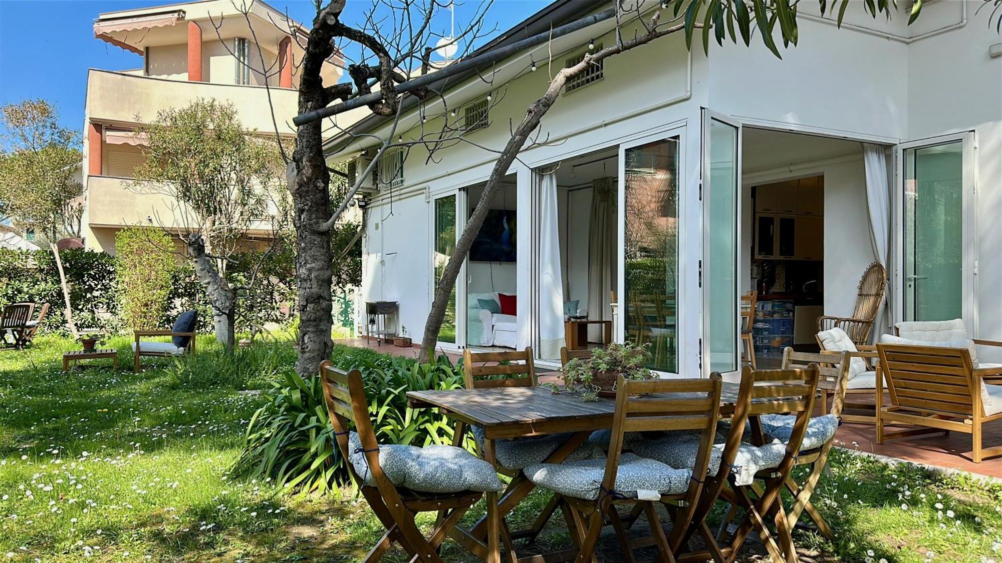 Appartamenti Villa Renata 리치오네 외부 사진